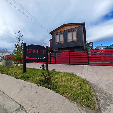Sheuen Patagonia Hostel Πουέρτο Νατάλες Εξωτερικό φωτογραφία