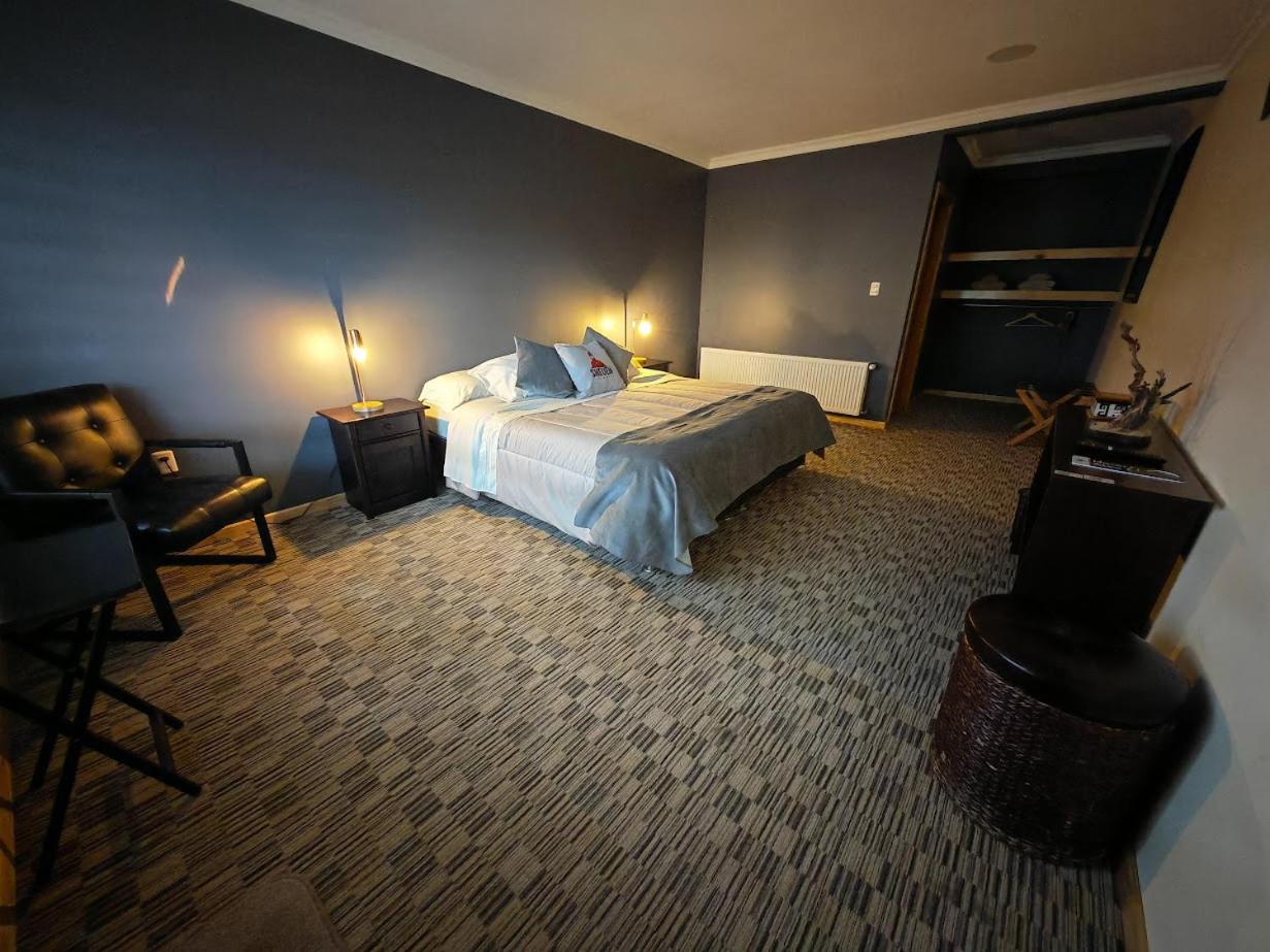 Sheuen Patagonia Hostel Πουέρτο Νατάλες Εξωτερικό φωτογραφία