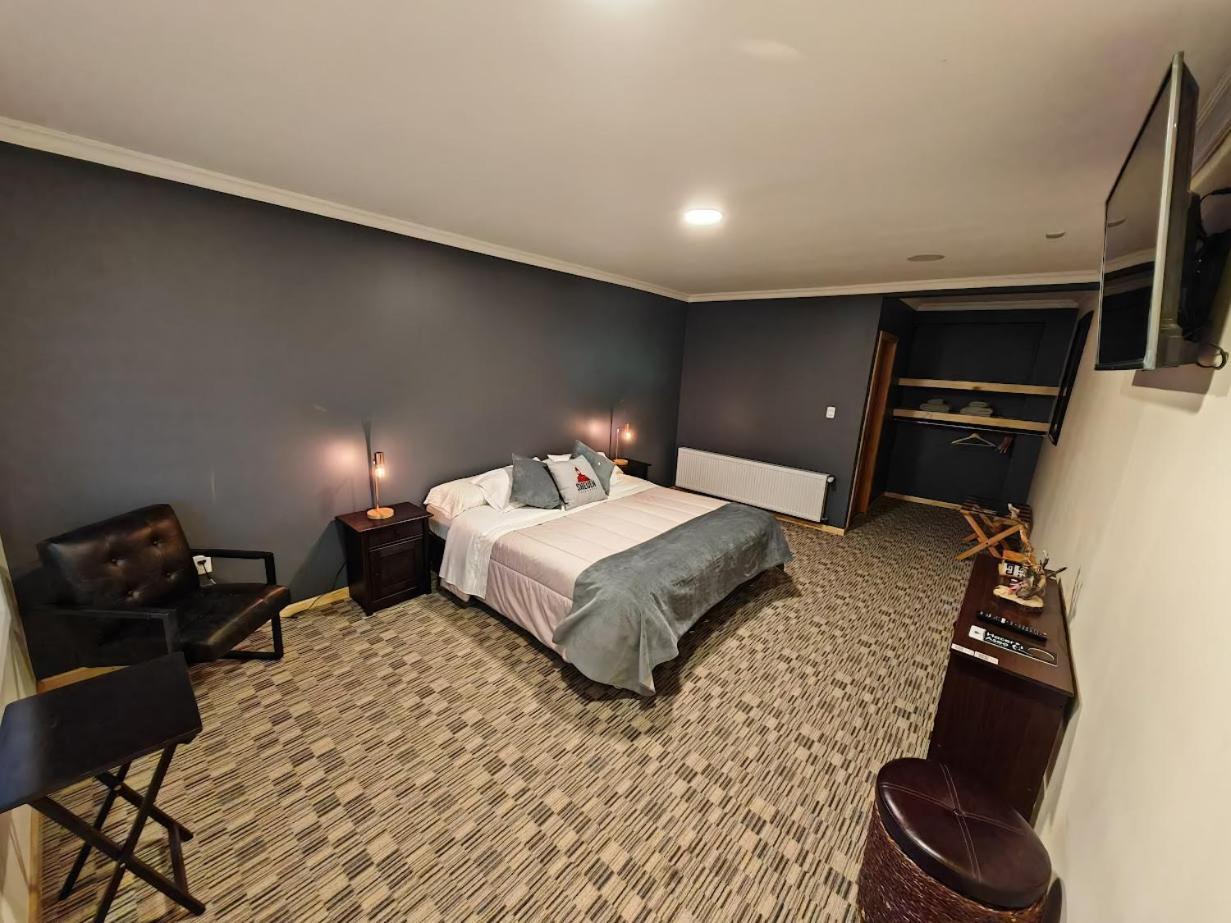 Sheuen Patagonia Hostel Πουέρτο Νατάλες Εξωτερικό φωτογραφία